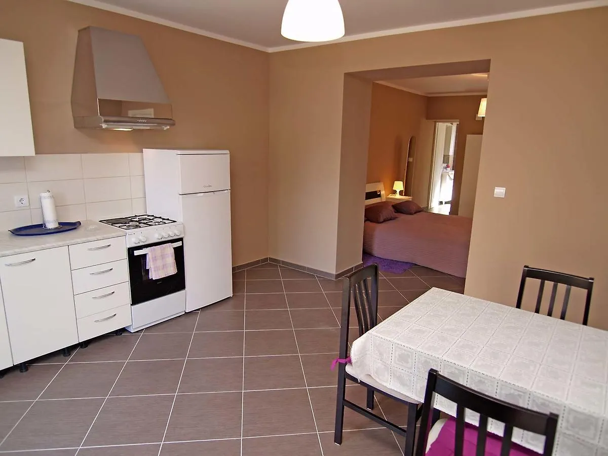 Federica A2+1 Apartment Veli Losinj Croatia